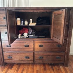 Solid Wood Dresser Set