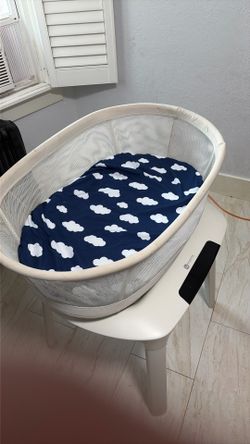4 moms bassinet