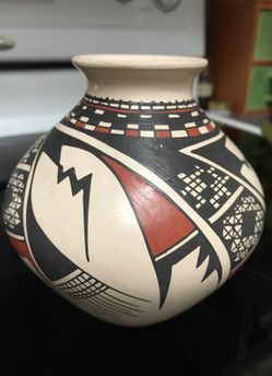 Ceramic Betty Quezada Mata Ortiz