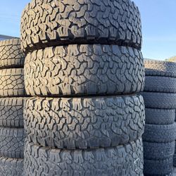 265/65r17 Bfgoodrich Ko2 Tires En Excelente Conditiones De Vida Las 4 
