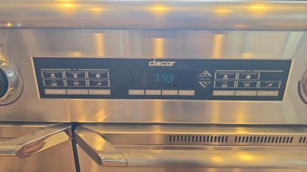 Dacor Oven Range + Matching Hood
