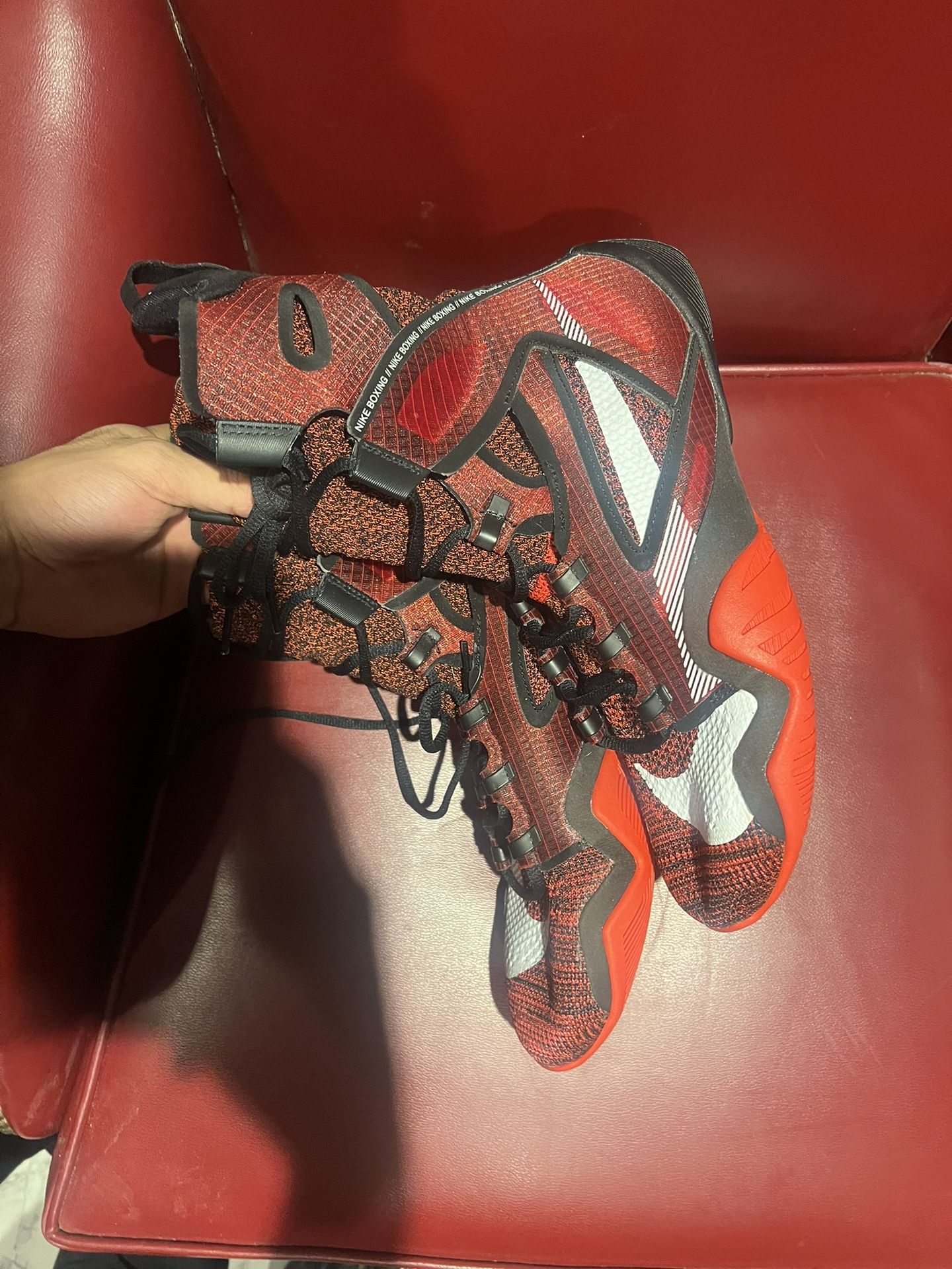 NIKE HYPERKO 2 240$ Throw a Price Willing To Work Around A Budget