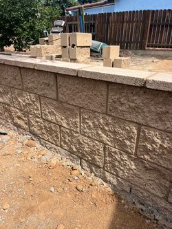 Split face block tan 8x8x16