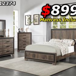 4pcs King Size Bedroom Set w. Mattress Included 