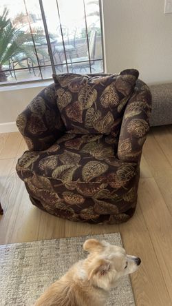Swivel chair