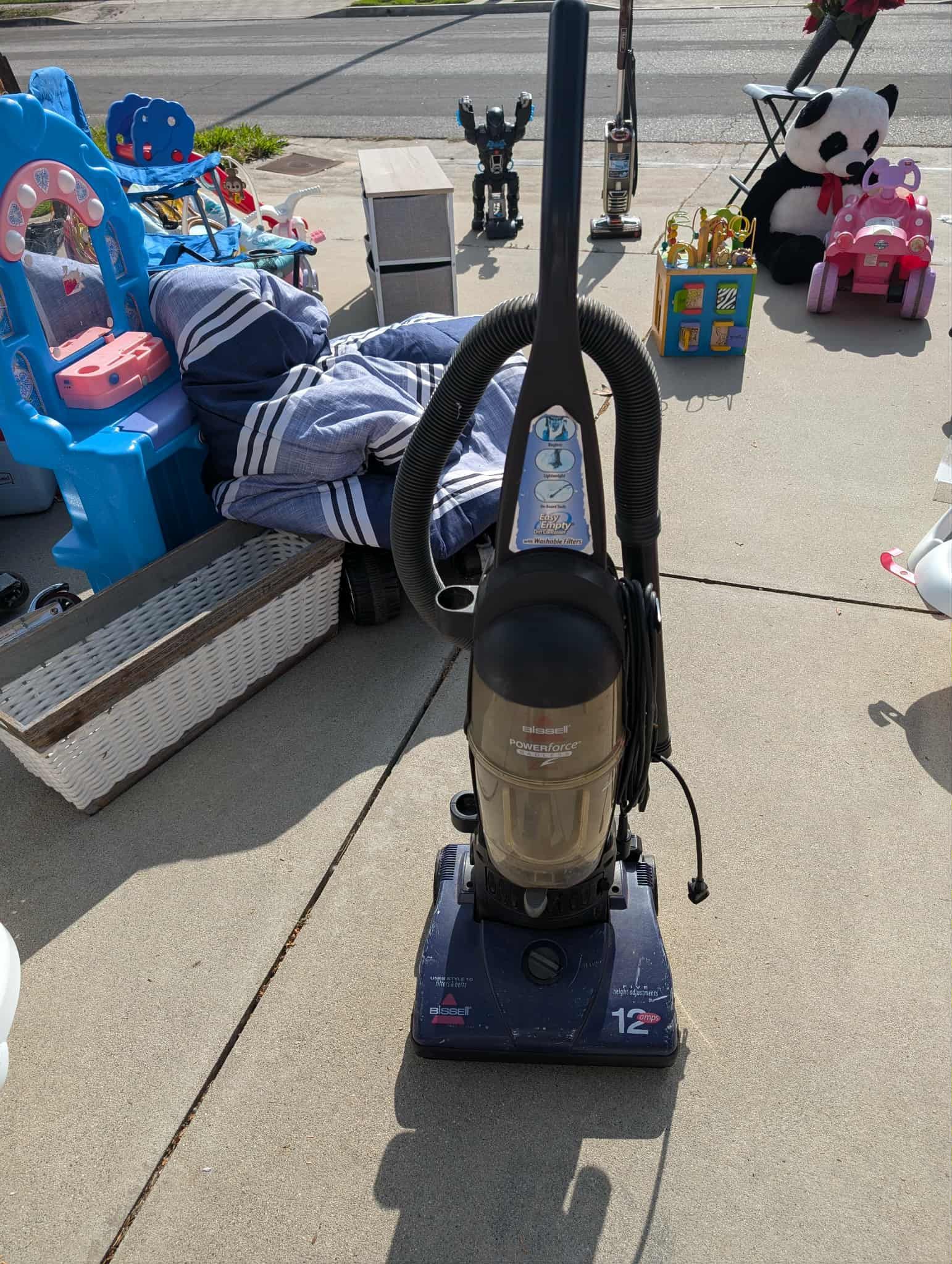 Vacuum $20