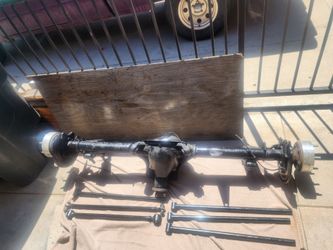 Differental  rear end and Suspension Bars