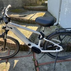 Specialized Turbo Vado 3.0 with low miles