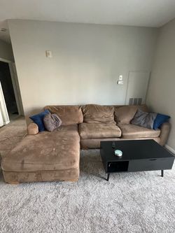 Sectional couch