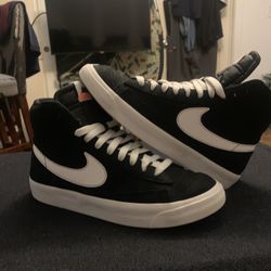 Nike blazer