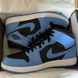 Air Jordan 1 Mid
