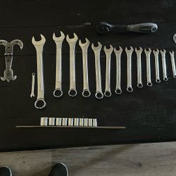 Pittsburgh Wrenches Socket And Ratchet Brand New $60  Bought New Step Down 