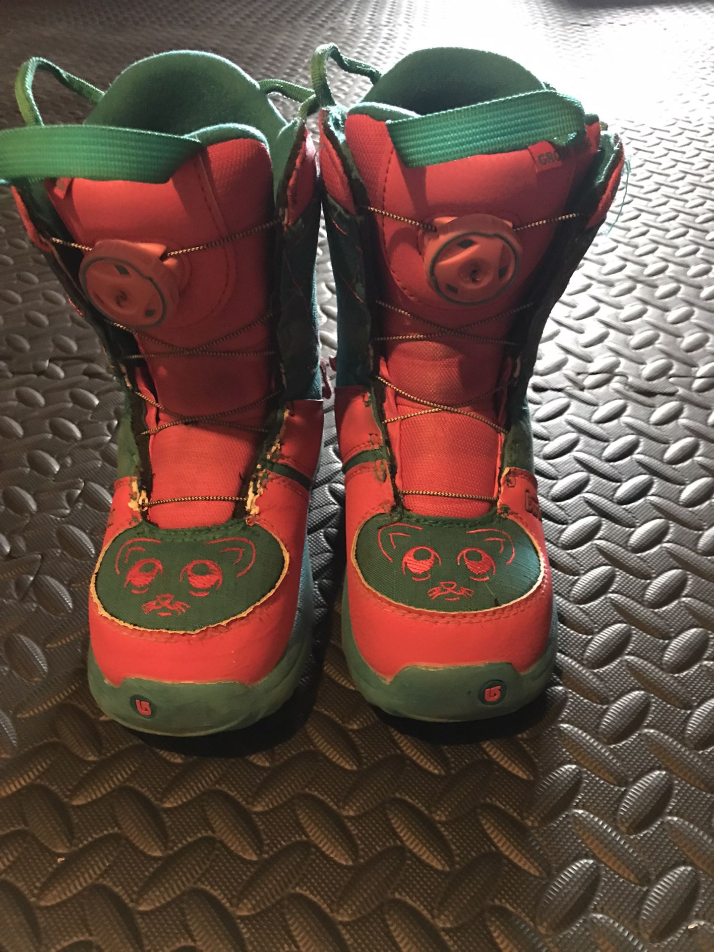 Kids Grom Boa Snowboard Boots Size 1K