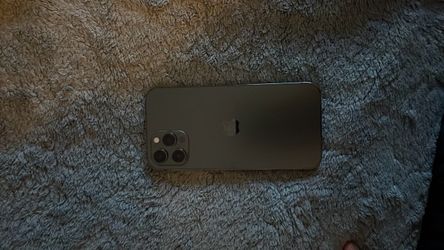 iPhone 12 Pro Max(unlocked to any carrier)