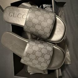 Gucci Slides 