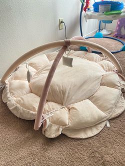 baby flower bed pillow