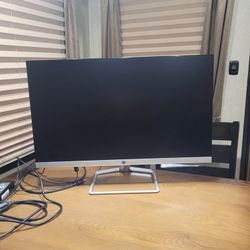 27" HP Monitor