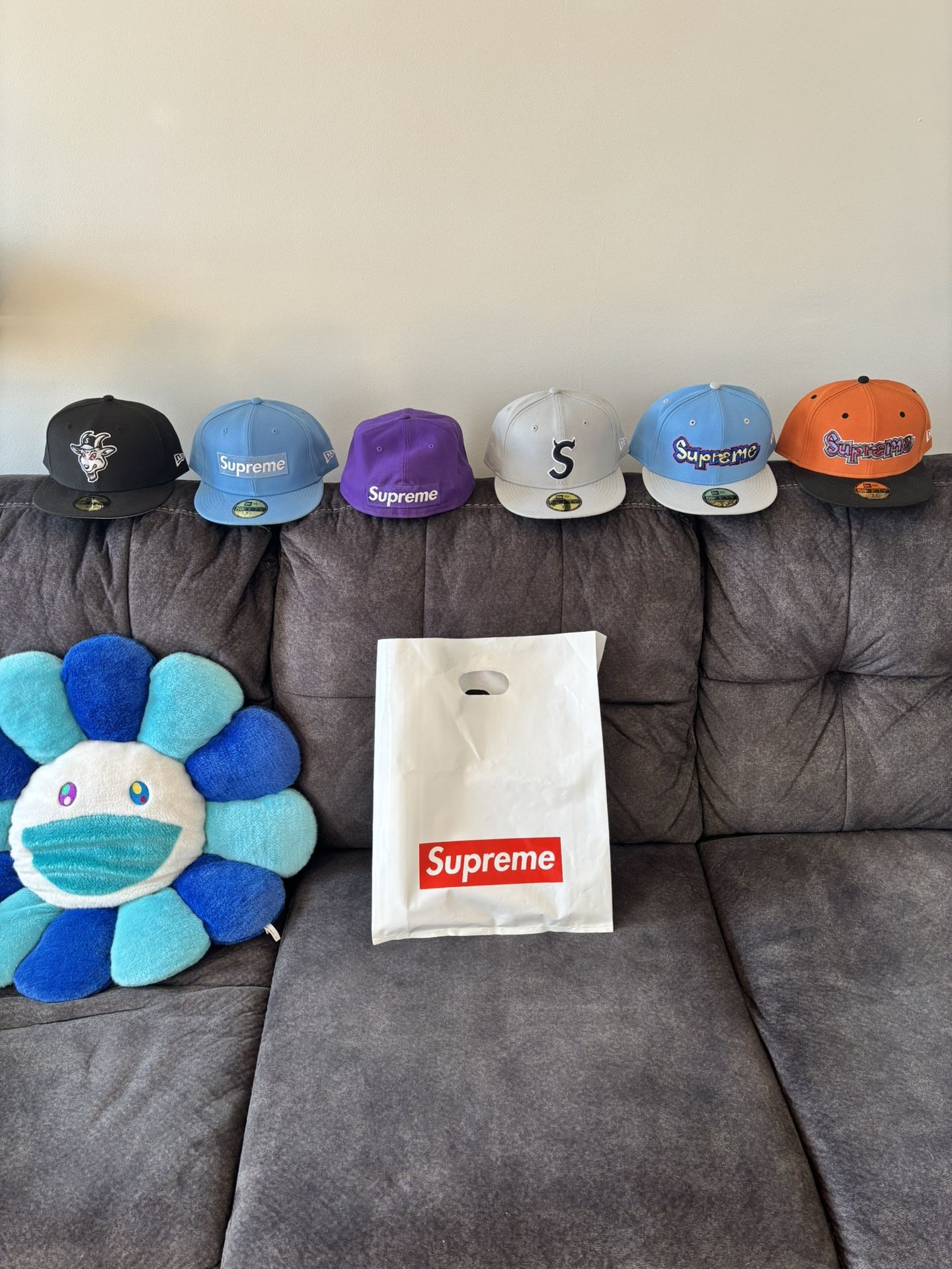 Supreme New Era 