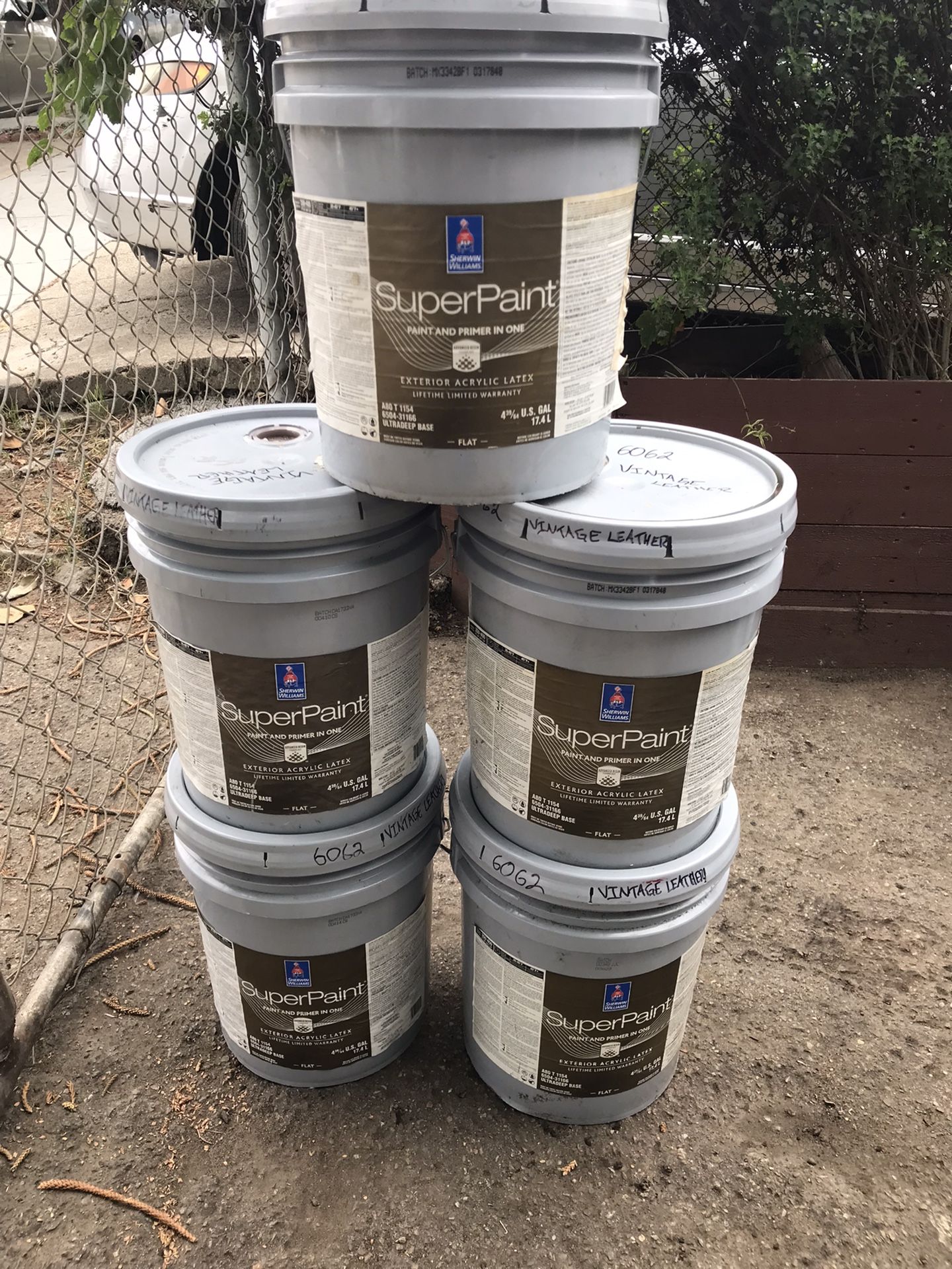 El Caramelo ( Sherwin Williams Paint) for Sale in San Diego, CA OfferUp