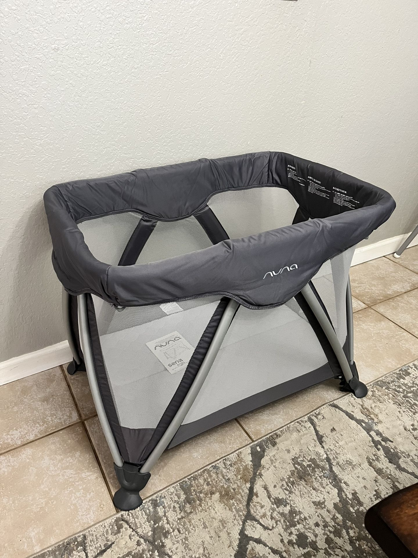 Nuna Sena Mini - Travel Crib