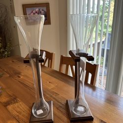 2 Half Yard Glasses In Stands
