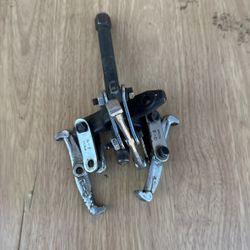 Puller