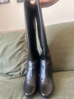 Andrea boots 8 1/2