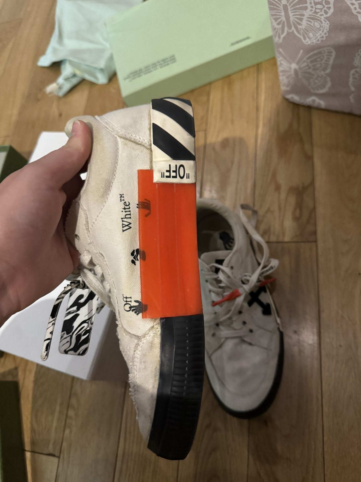 Off White Sneakers