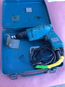 Malita drywall screwdriver