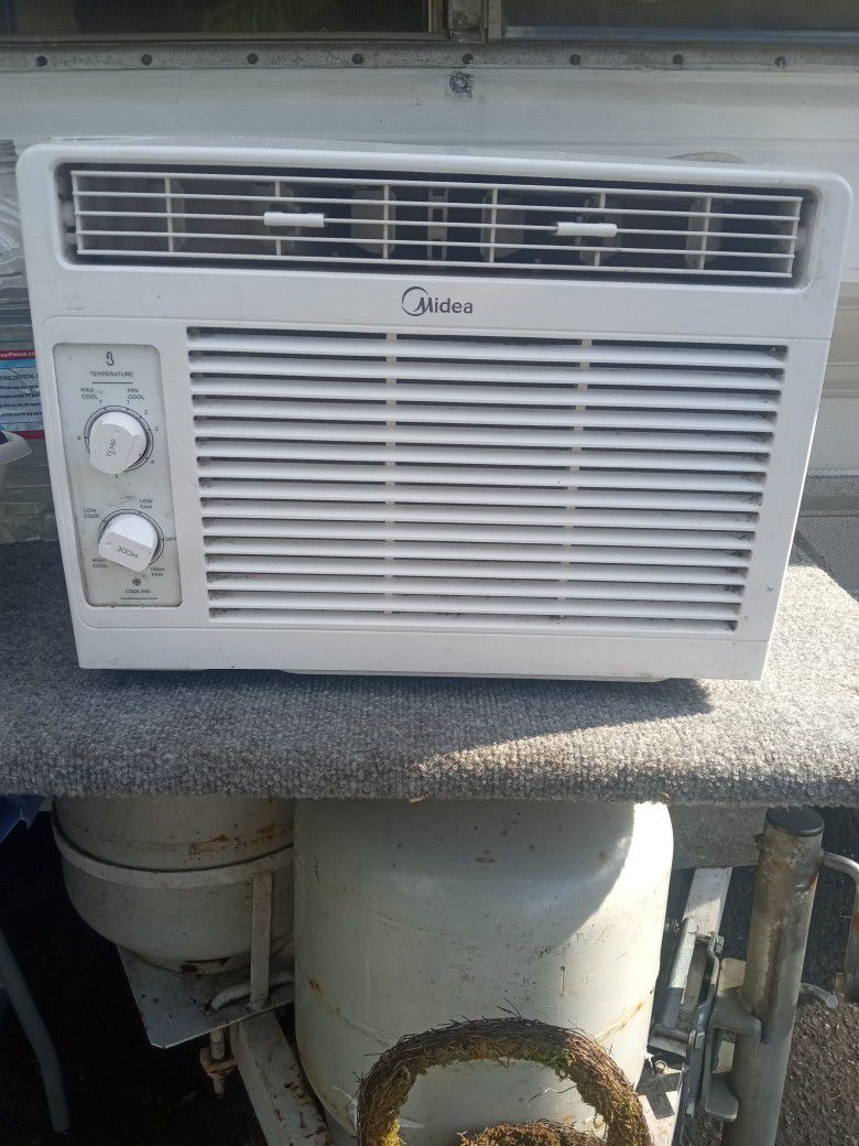 Window Air Conditioner AC Unit