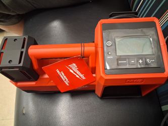 M18 Milwaukee inflator in box