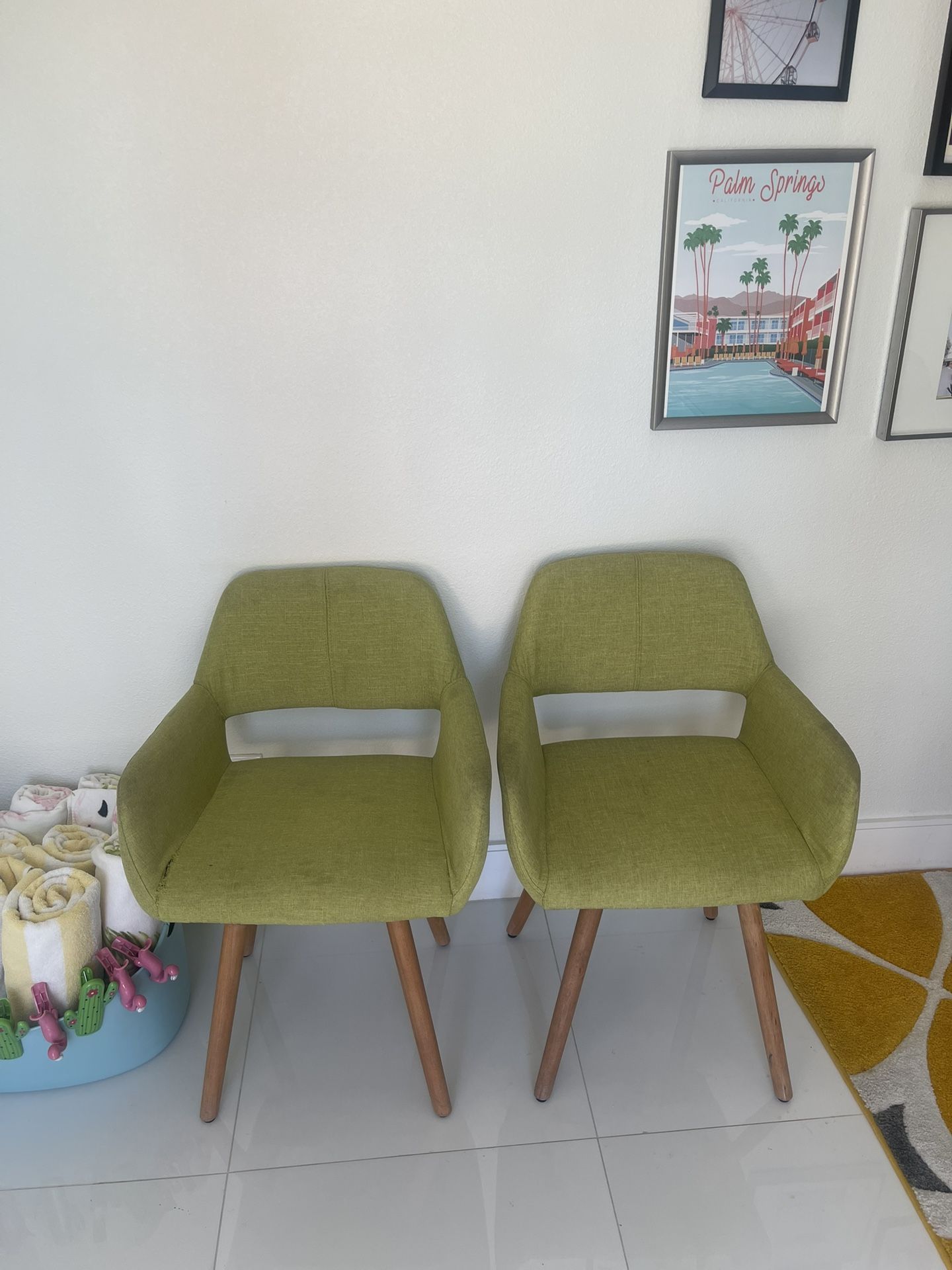 2 Green Chairs