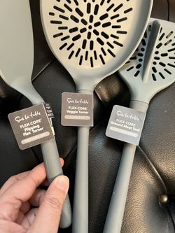 New Sur La Table cooking utensils Set of 3 (retails over $30)