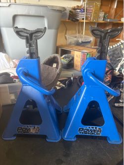 Pair of (maybe new) 2 ton Jack stands