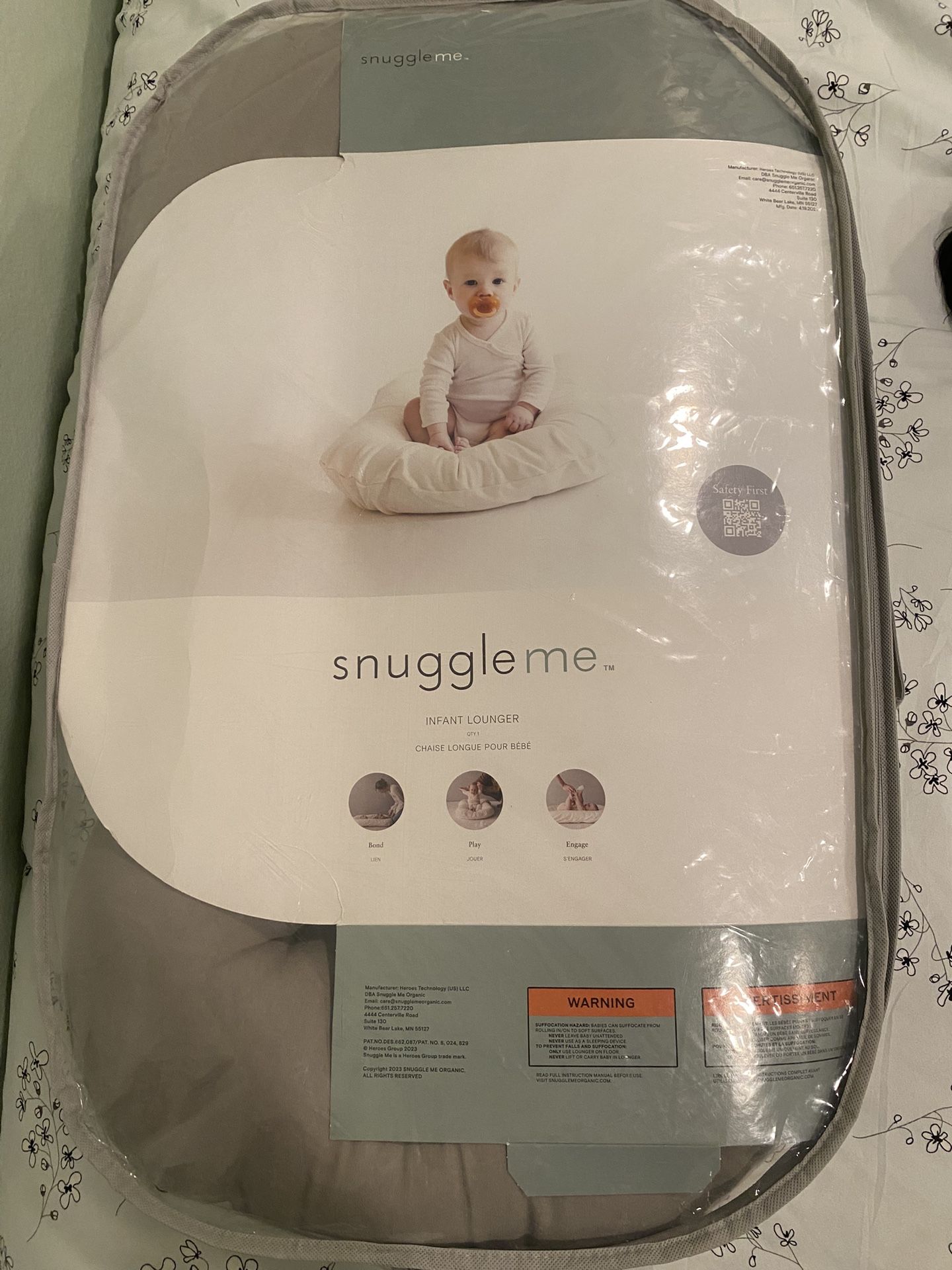 Snuggle Me Infant Lounger