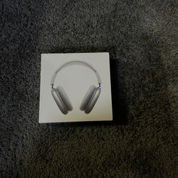 AirPod Max Lookalike