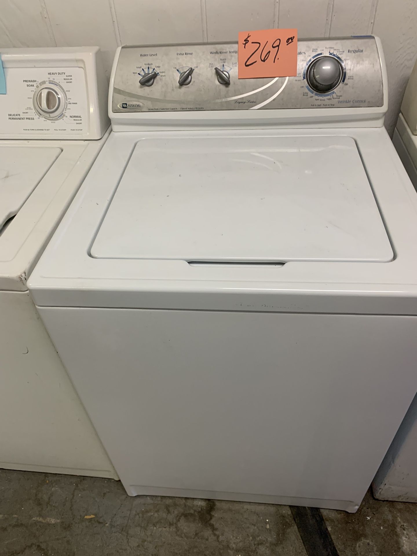 Maytag Washing Machine Washer White Super Size Excellent  . Warranty  . Delivery Available . 2203 Fowler St. 33901   