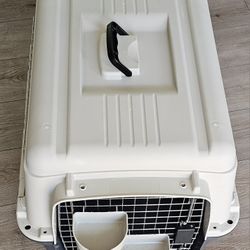 Pet travel kennels are used to transport dogs and other animals safely, often for car trips or air travel. Many models are approved for airline travel