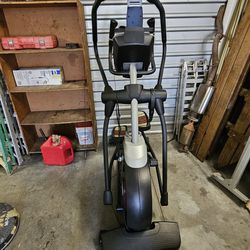Pro-Form Elliptical W/ Tablet Stand, Connection, Fan, and Audio