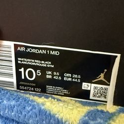 Jordan 1’s mid’s