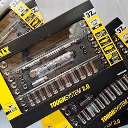 DEWALT Socket Set with Toughsystem Tray, 3/8 in., 37-Piece Set Metric SEA (DWMT45400)