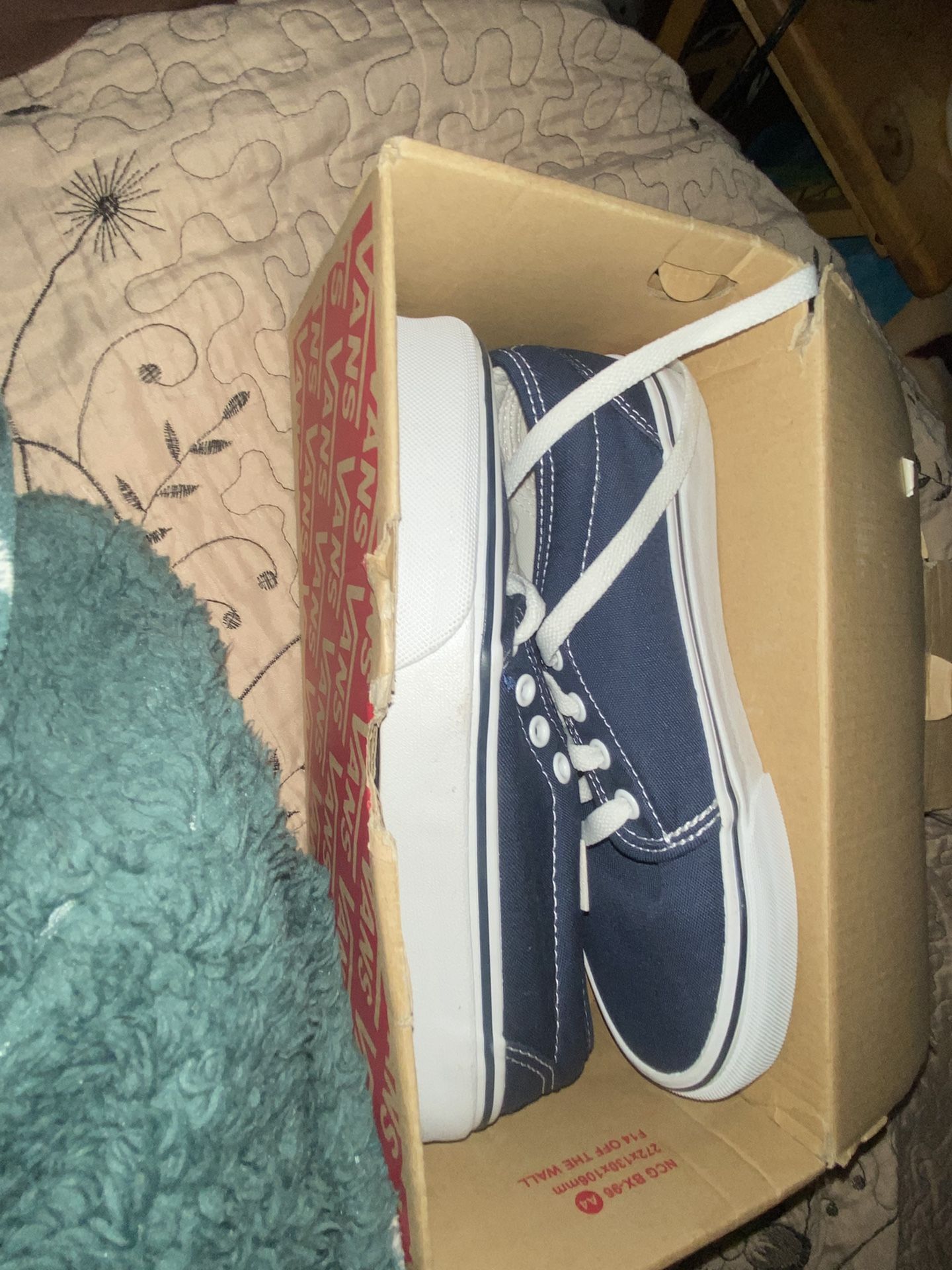 Size 5 Youth Navy Vans