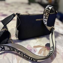 Michael Kors Cross Body New 