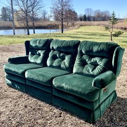 Gorgeous Sofa With Dual Recliners