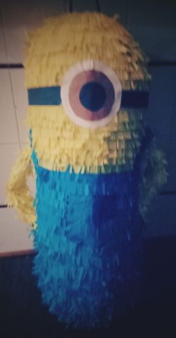 Hand made pinata pinata caseta