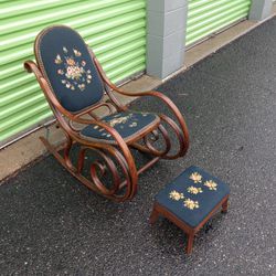 Antique Rocking Chair With Ottoman 