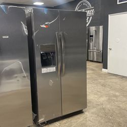 Frigidaire side-by-side refrigerator 4NP