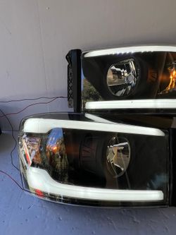 Dodge ram 2006 --- 2008  headlights
