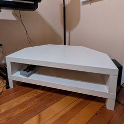IKEA corner TV stand / coffee table