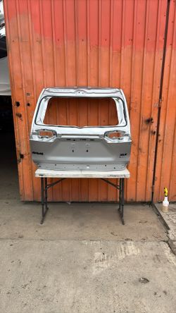 2019-2020-2021-2022-2023-2024-2025 Toyota RAV4 Tailgate 
